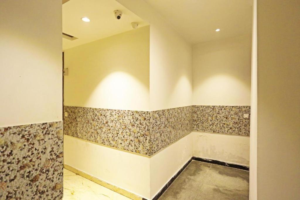 Hotel Urban Luxury Nueva Delhi Exterior foto