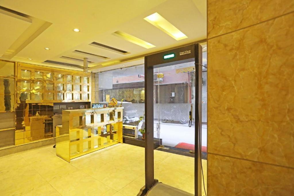 Hotel Urban Luxury Nueva Delhi Exterior foto