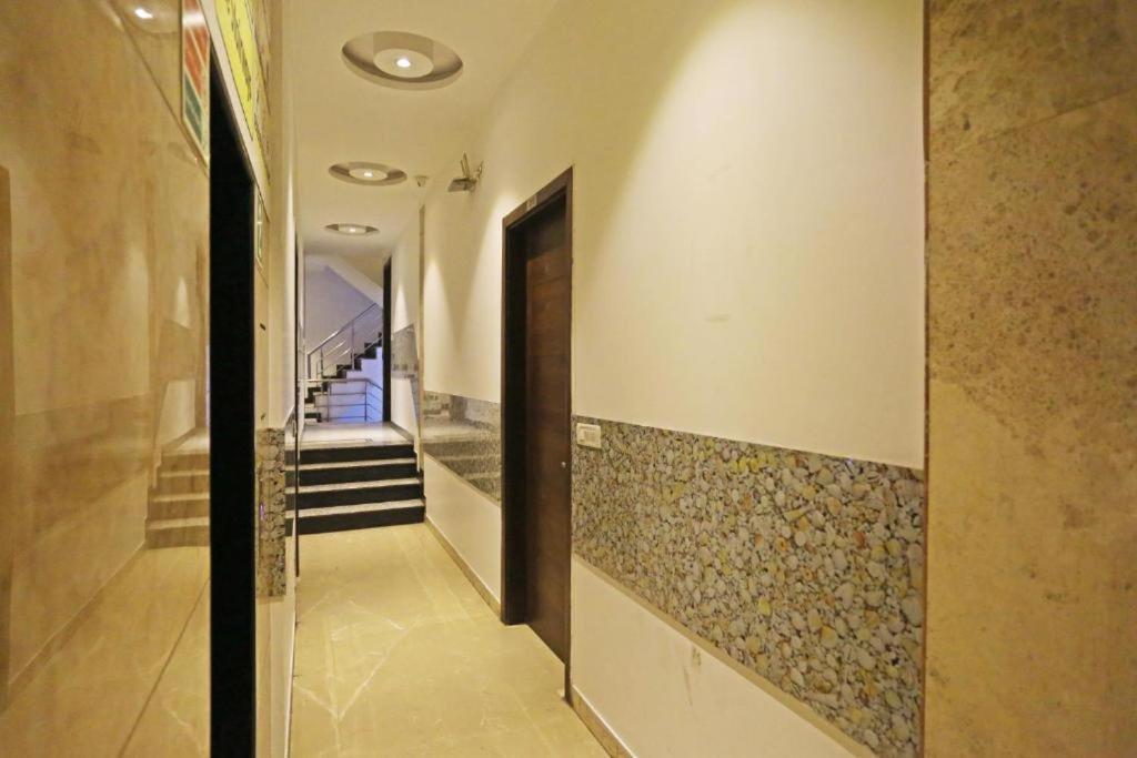 Hotel Urban Luxury Nueva Delhi Exterior foto